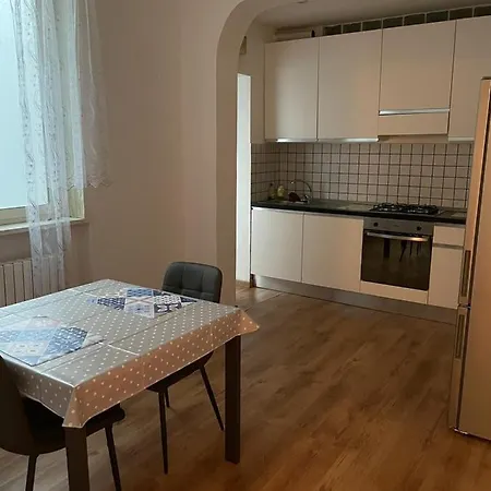 Casa Sul Viale Degli Studenti Lecce
